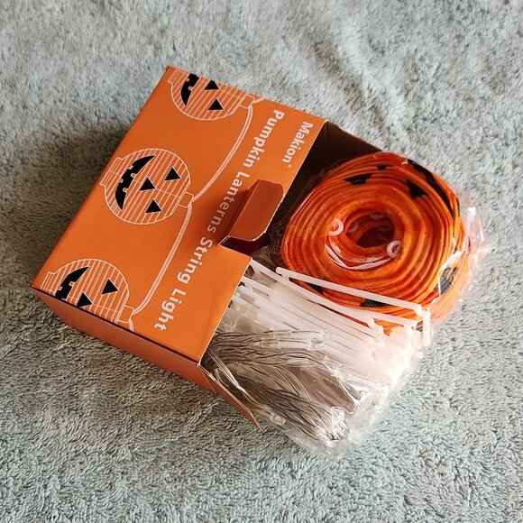 Halloween Lights Decorations 2.5M/8.2FT 10 Led - Picture 3 of 5